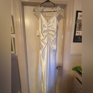 Size 4 Ruched Jessica McClintockWhite Satin Dress Flutter Rhinestone Cap Sleeves